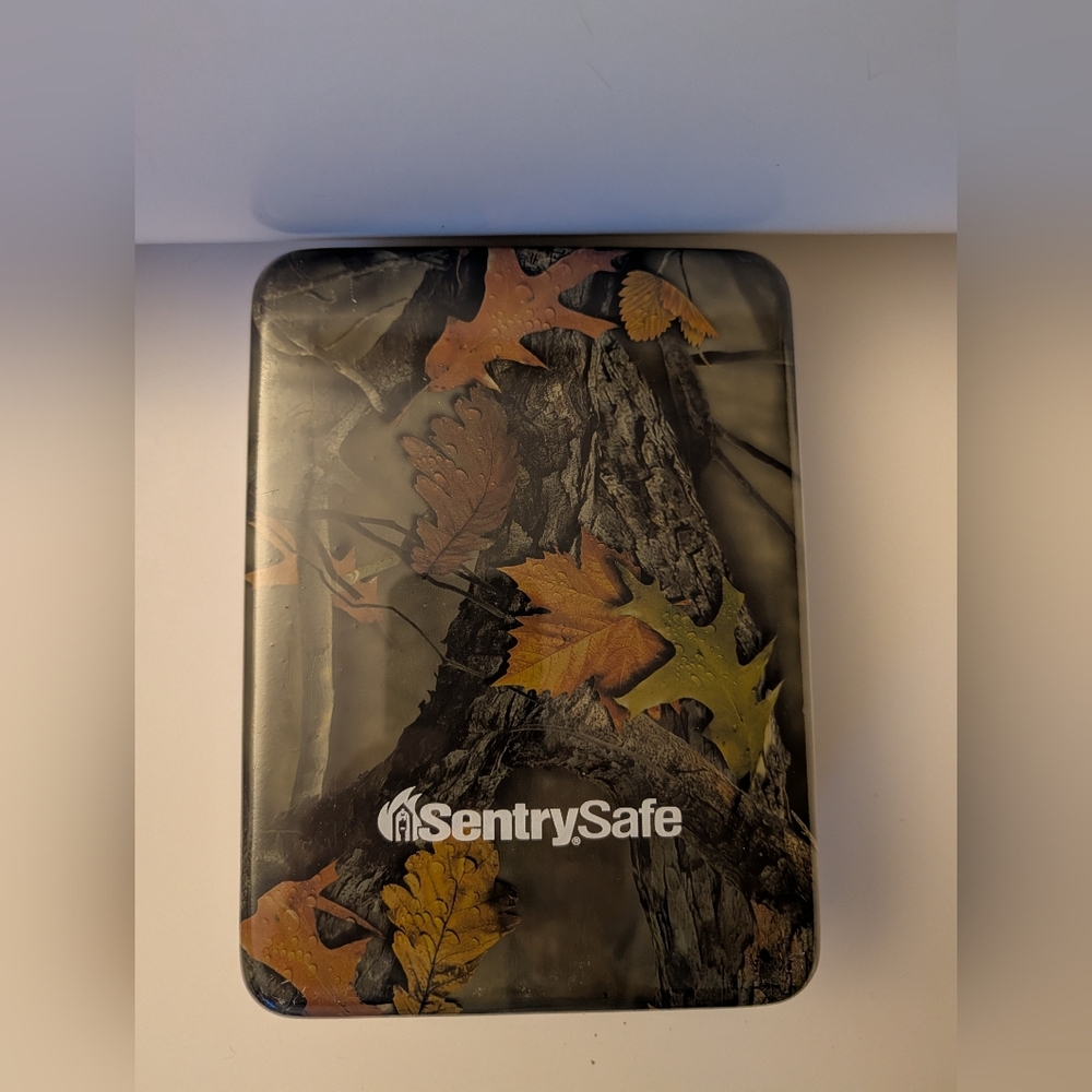 Camouflage SentrySafe Portable Safe